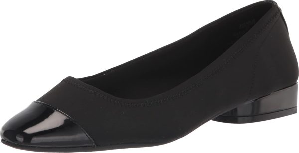 Anne Klein Women’s Carlie Comfortable Ballet Flat, Black, 8